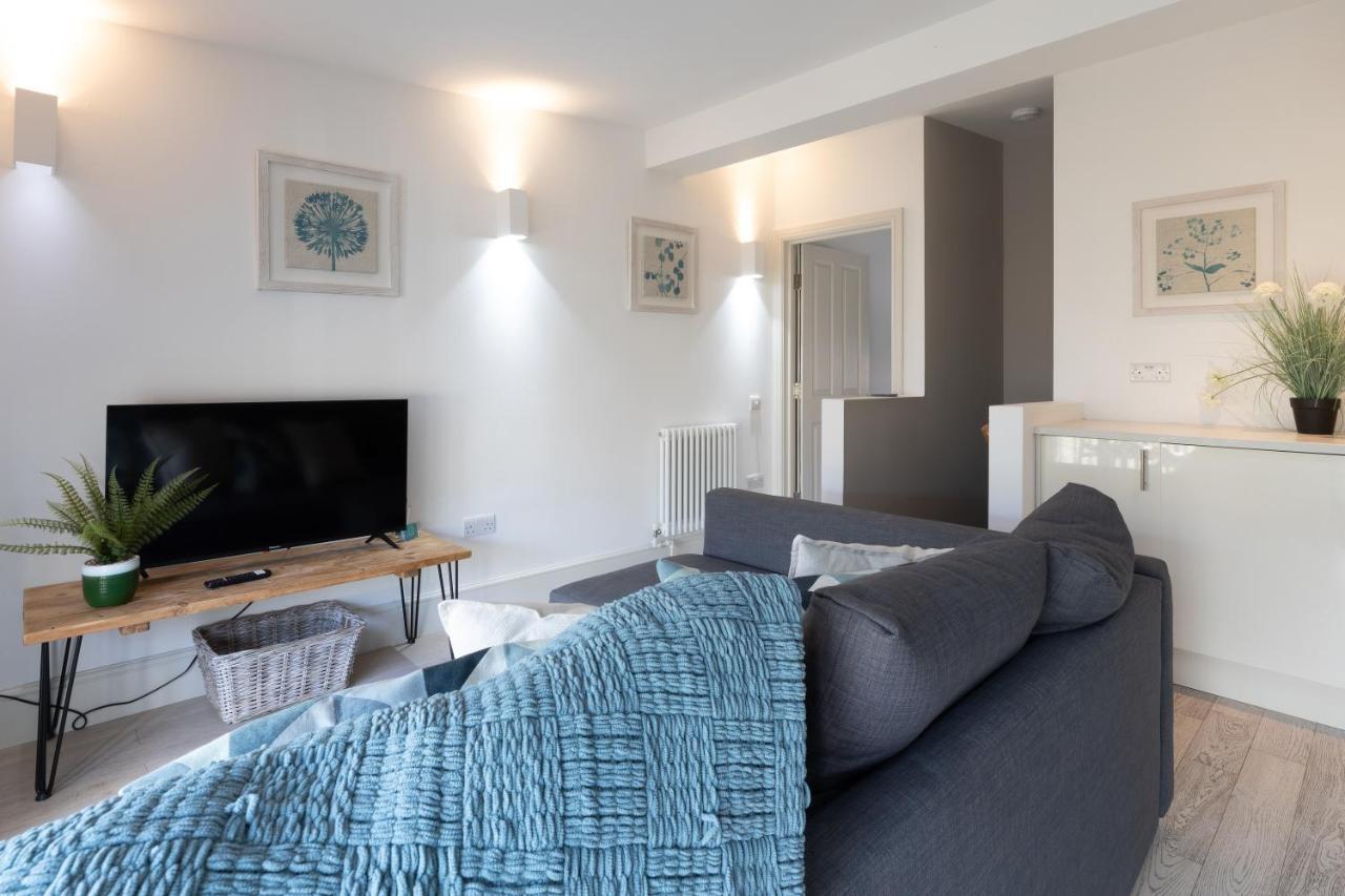 Cosy One Bedroom Apartments With Free Evening Parking Southampton Esterno foto