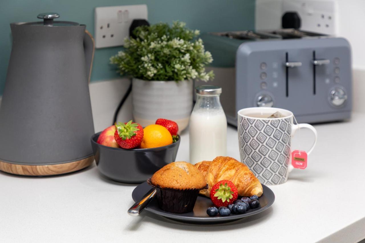Cosy One Bedroom Apartments With Free Evening Parking Southampton Esterno foto